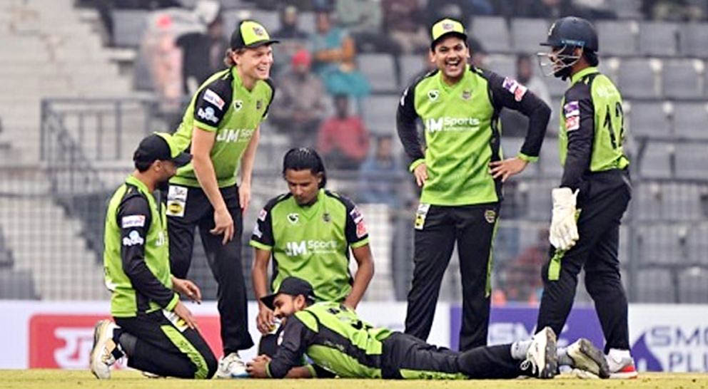 প্রধান উপদেষ্টা পদত্যাগ করবেন না: ফাইজ তাইয়েব আহমেদ