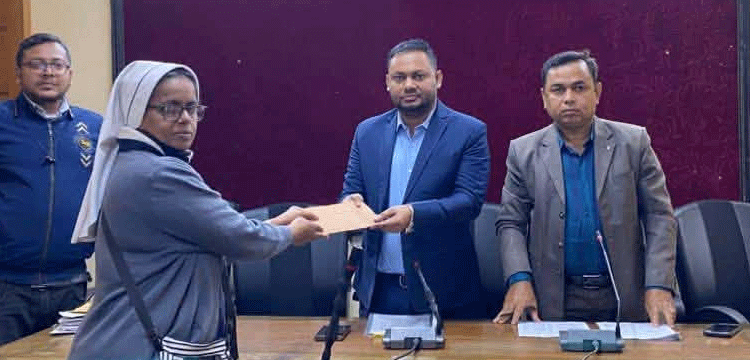 প্রধান উপদেষ্টা পদত্যাগ করবেন না: ফাইজ তাইয়েব আহমেদ