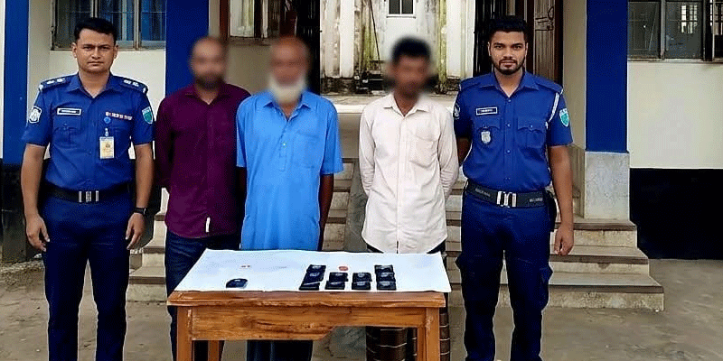 প্রধান উপদেষ্টা পদত্যাগ করবেন না: ফাইজ তাইয়েব আহমেদ