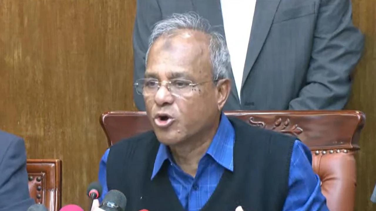 প্রধান উপদেষ্টা পদত্যাগ করবেন না: ফাইজ তাইয়েব আহমেদ