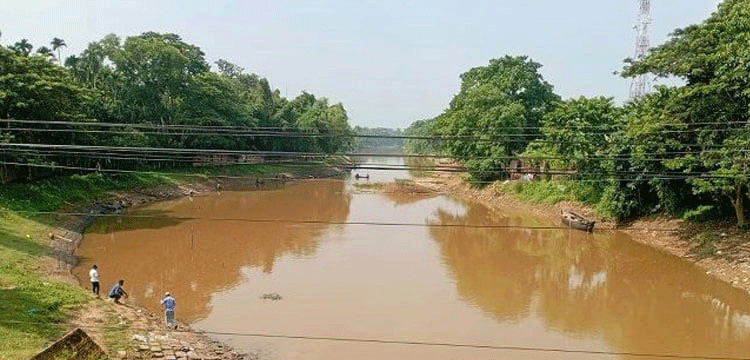 প্রধান উপদেষ্টা পদত্যাগ করবেন না: ফাইজ তাইয়েব আহমেদ