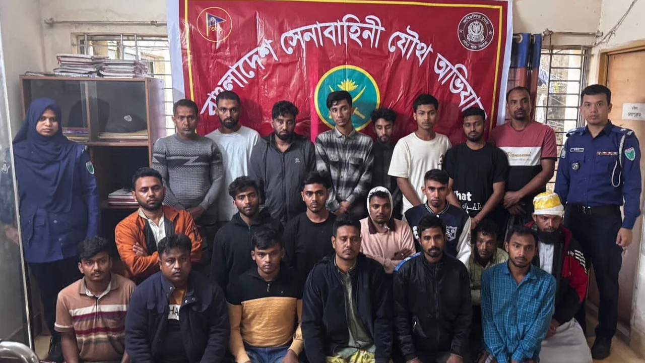 প্রধান উপদেষ্টা পদত্যাগ করবেন না: ফাইজ তাইয়েব আহমেদ