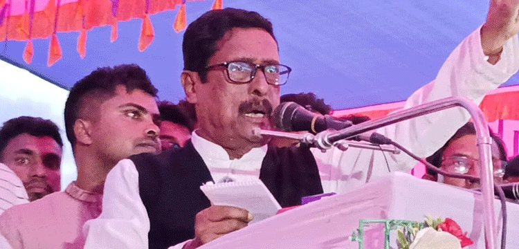 প্রধান উপদেষ্টা পদত্যাগ করবেন না: ফাইজ তাইয়েব আহমেদ