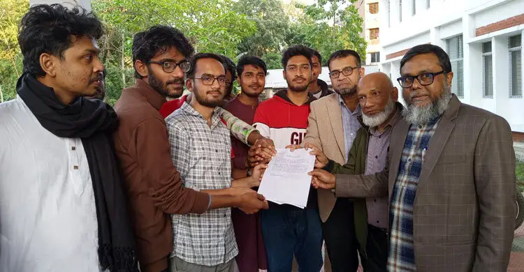 প্রধান উপদেষ্টা পদত্যাগ করবেন না: ফাইজ তাইয়েব আহমেদ