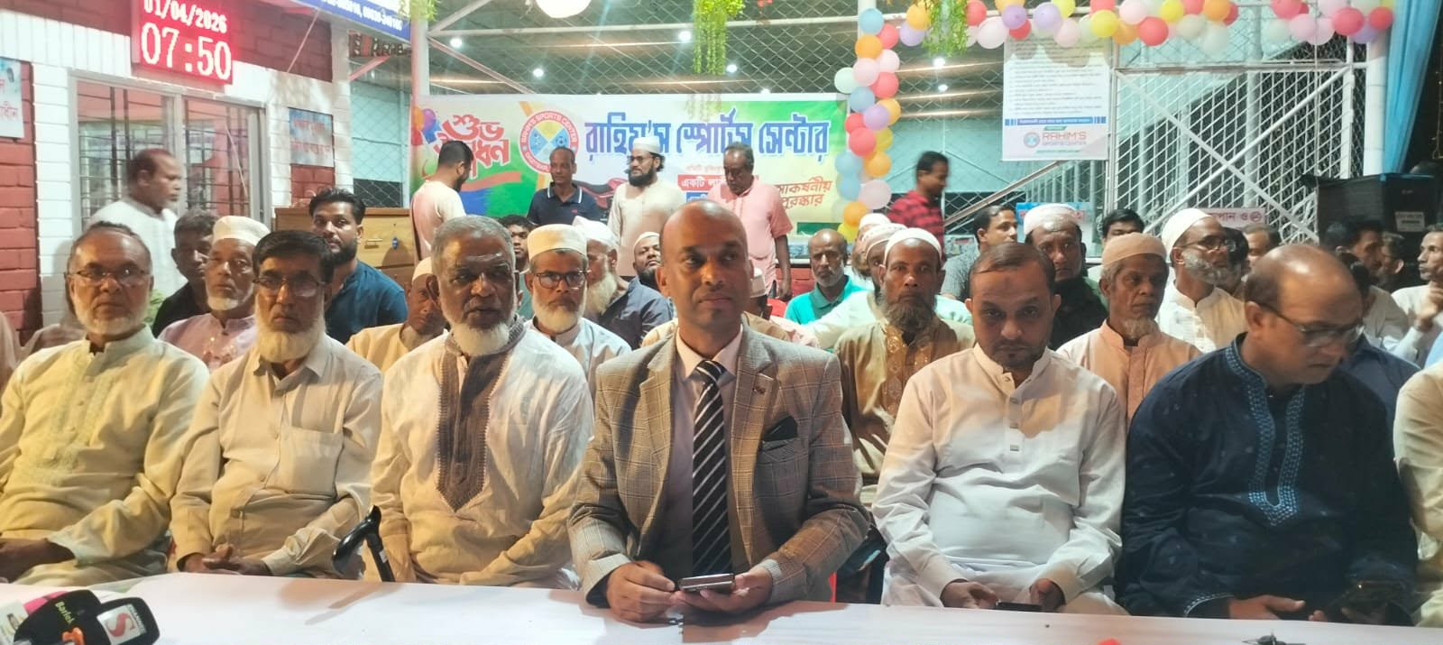 প্রধান উপদেষ্টা পদত্যাগ করবেন না: ফাইজ তাইয়েব আহমেদ