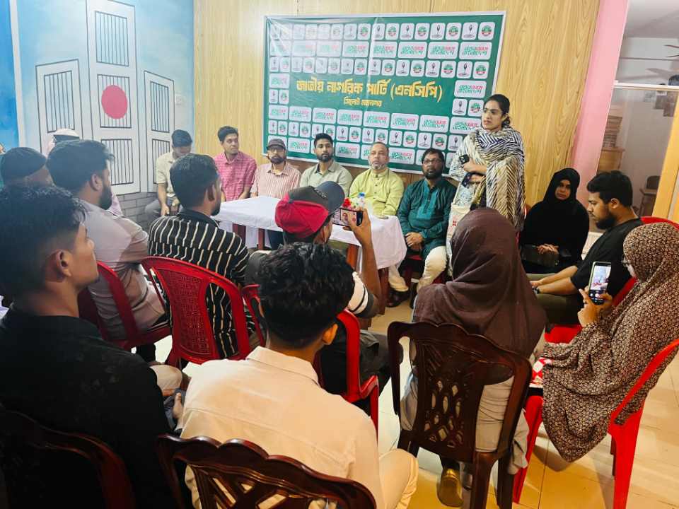 প্রধান উপদেষ্টা পদত্যাগ করবেন না: ফাইজ তাইয়েব আহমেদ