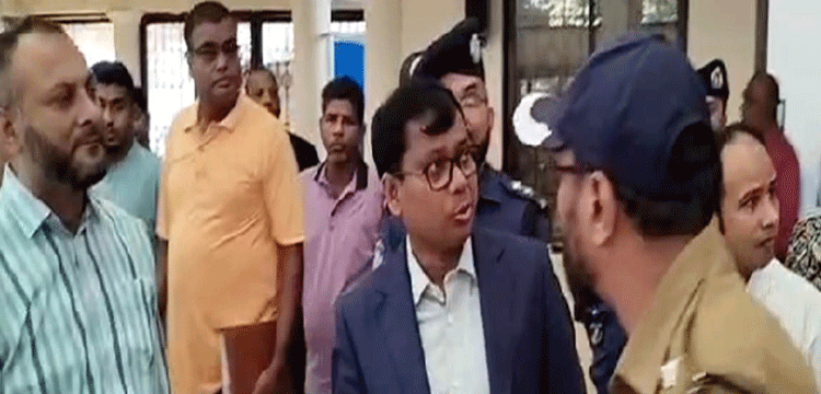 প্রধান উপদেষ্টা পদত্যাগ করবেন না: ফাইজ তাইয়েব আহমেদ