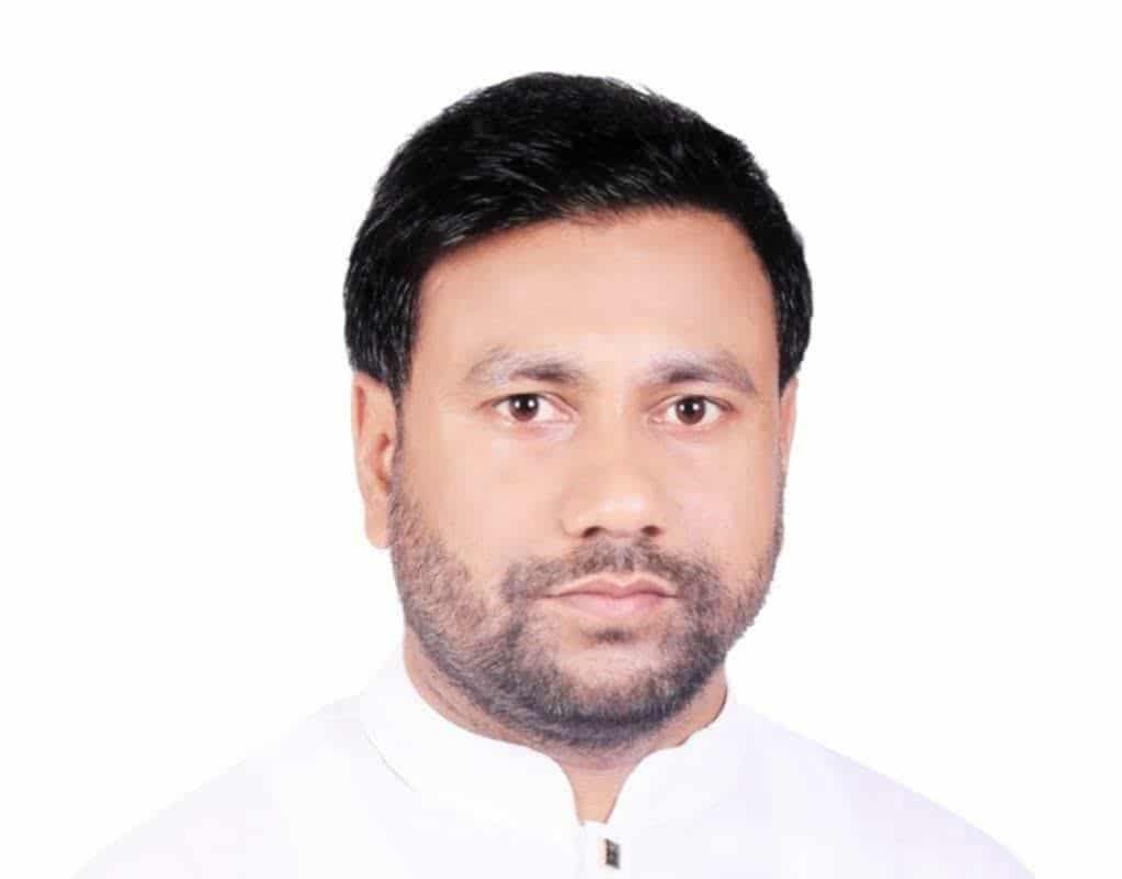 প্রধান উপদেষ্টা পদত্যাগ করবেন না: ফাইজ তাইয়েব আহমেদ