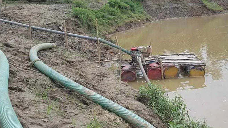 প্রধান উপদেষ্টা পদত্যাগ করবেন না: ফাইজ তাইয়েব আহমেদ