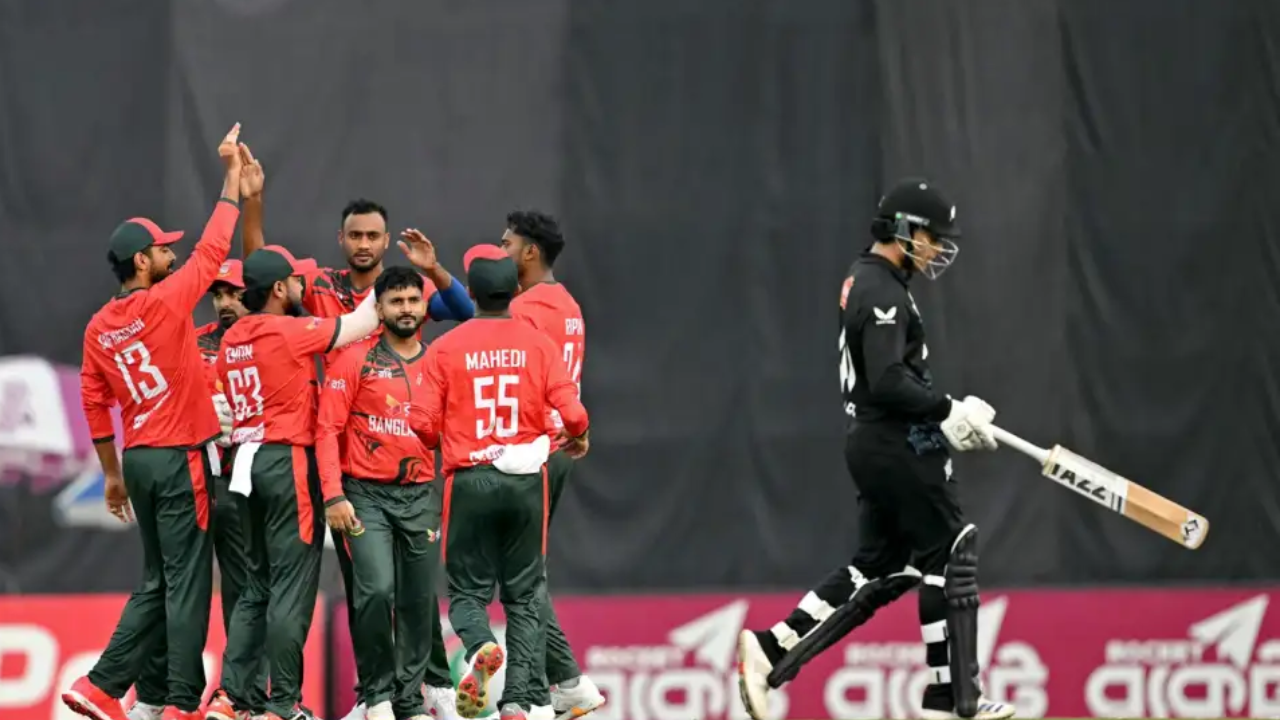 প্রধান উপদেষ্টা পদত্যাগ করবেন না: ফাইজ তাইয়েব আহমেদ
