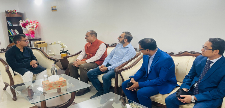 প্রধান উপদেষ্টা পদত্যাগ করবেন না: ফাইজ তাইয়েব আহমেদ