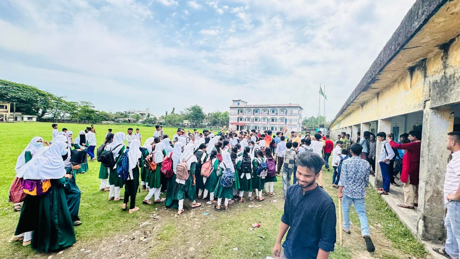 প্রধান উপদেষ্টা পদত্যাগ করবেন না: ফাইজ তাইয়েব আহমেদ