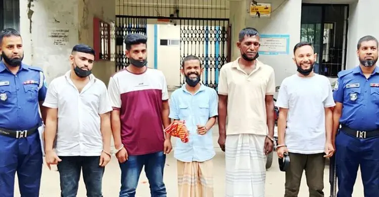 প্রধান উপদেষ্টা পদত্যাগ করবেন না: ফাইজ তাইয়েব আহমেদ