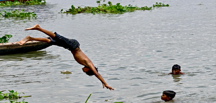 প্রধান উপদেষ্টা পদত্যাগ করবেন না: ফাইজ তাইয়েব আহমেদ