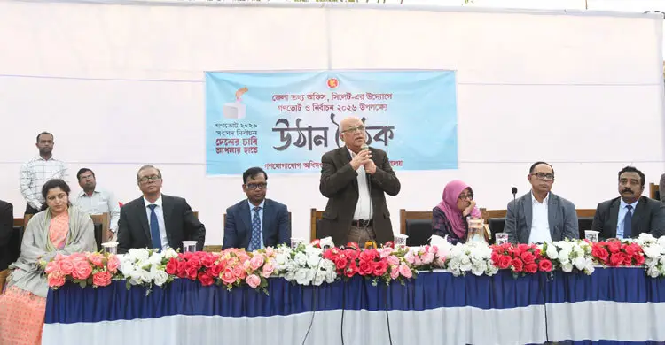 প্রধান উপদেষ্টা পদত্যাগ করবেন না: ফাইজ তাইয়েব আহমেদ
