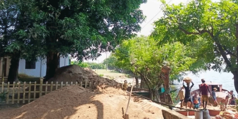 প্রধান উপদেষ্টা পদত্যাগ করবেন না: ফাইজ তাইয়েব আহমেদ
