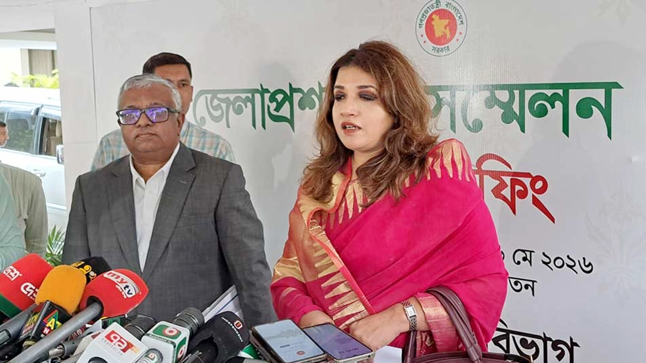 প্রধান উপদেষ্টা পদত্যাগ করবেন না: ফাইজ তাইয়েব আহমেদ
