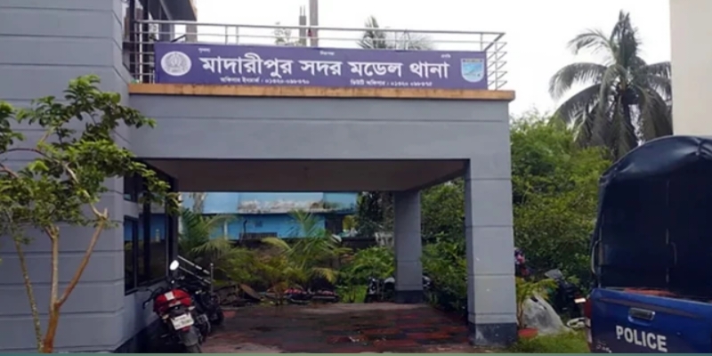 প্রধান উপদেষ্টা পদত্যাগ করবেন না: ফাইজ তাইয়েব আহমেদ