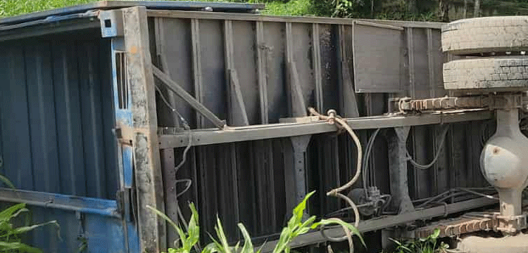 প্রধান উপদেষ্টা পদত্যাগ করবেন না: ফাইজ তাইয়েব আহমেদ