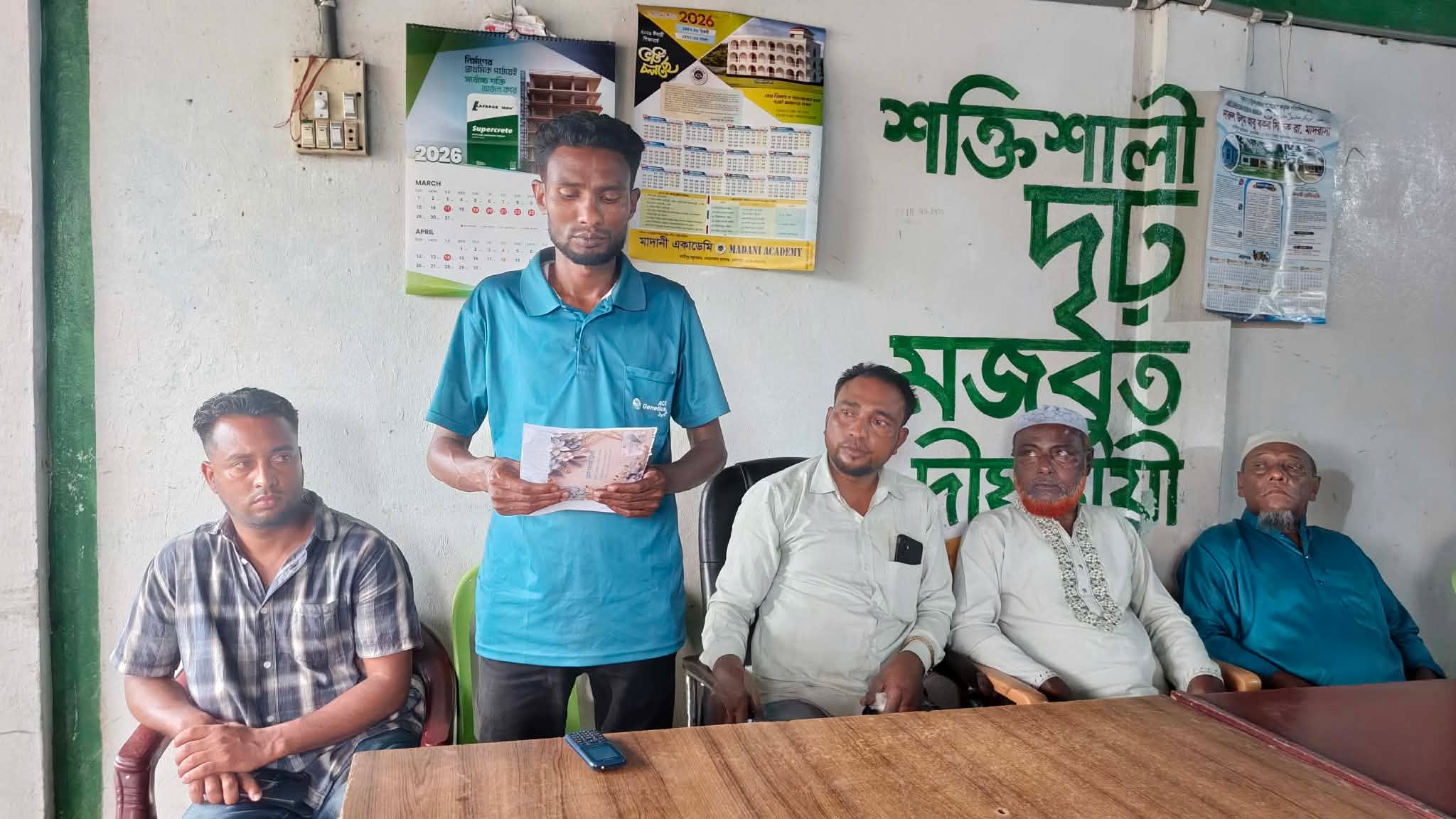 প্রধান উপদেষ্টা পদত্যাগ করবেন না: ফাইজ তাইয়েব আহমেদ