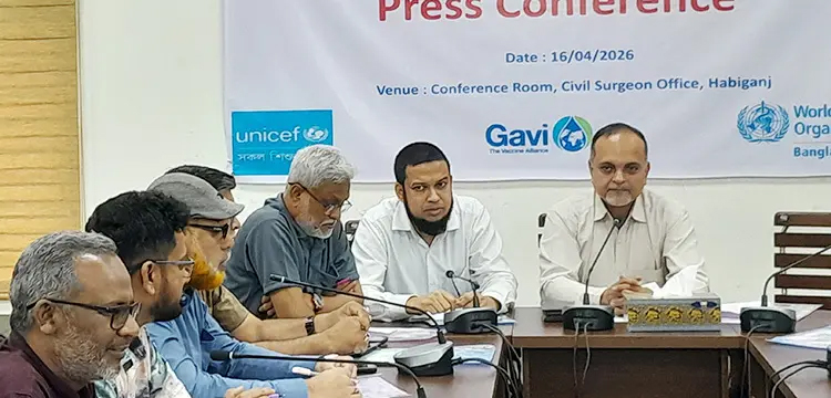 প্রধান উপদেষ্টা পদত্যাগ করবেন না: ফাইজ তাইয়েব আহমেদ