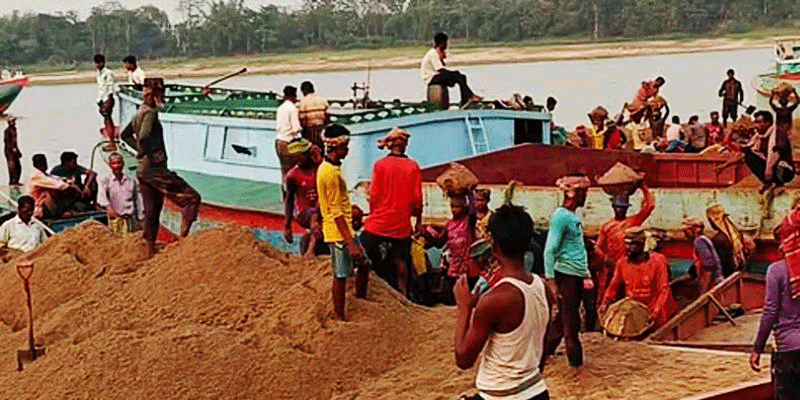 প্রধান উপদেষ্টা পদত্যাগ করবেন না: ফাইজ তাইয়েব আহমেদ