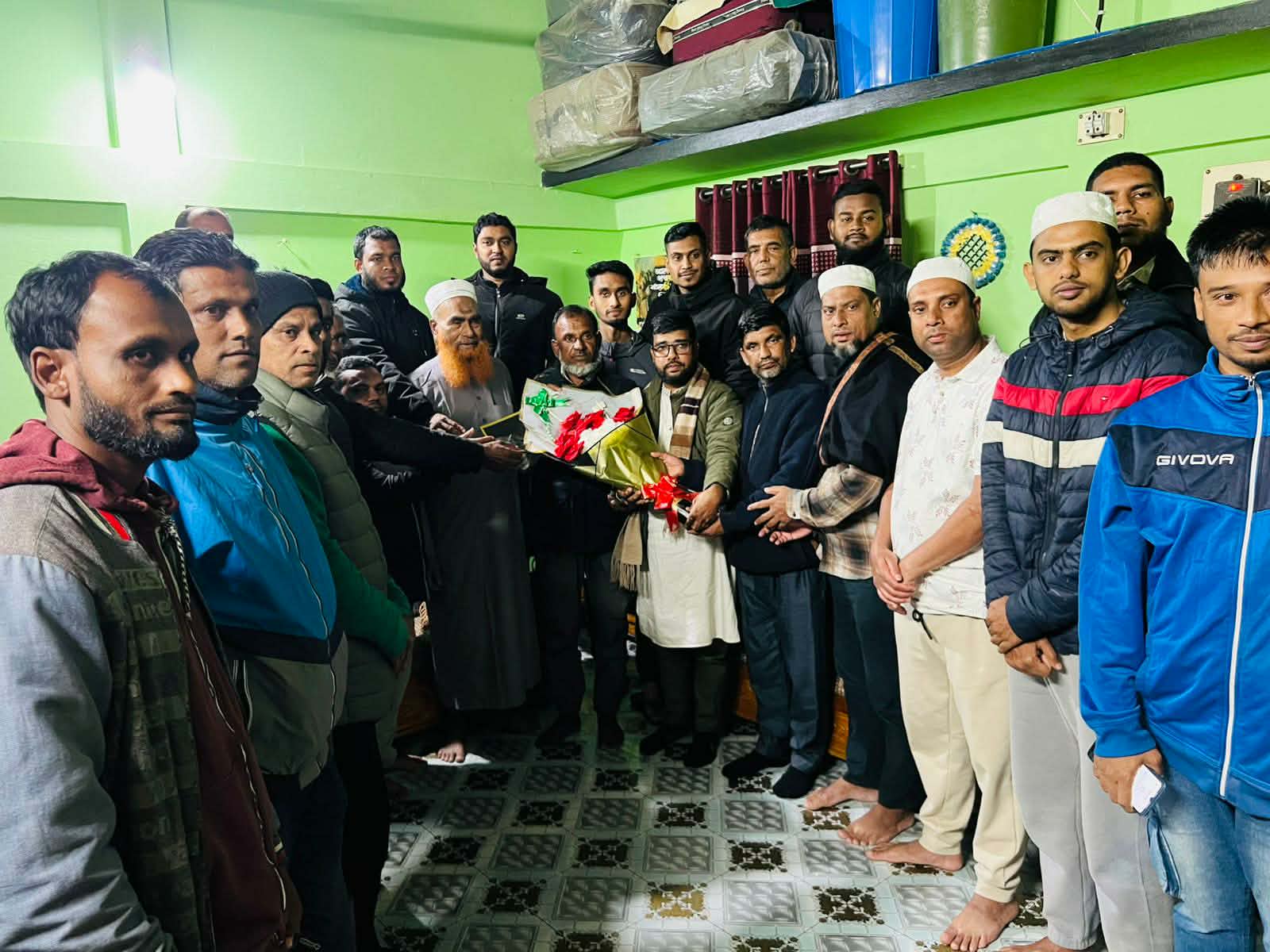 প্রধান উপদেষ্টা পদত্যাগ করবেন না: ফাইজ তাইয়েব আহমেদ
