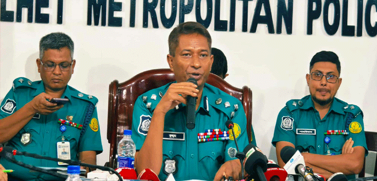 প্রধান উপদেষ্টা পদত্যাগ করবেন না: ফাইজ তাইয়েব আহমেদ