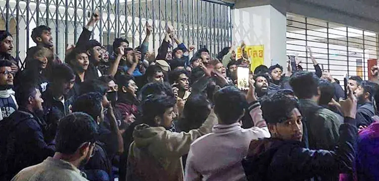 প্রধান উপদেষ্টা পদত্যাগ করবেন না: ফাইজ তাইয়েব আহমেদ