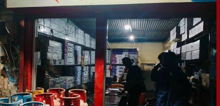 প্রধান উপদেষ্টা পদত্যাগ করবেন না: ফাইজ তাইয়েব আহমেদ