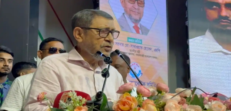 প্রধান উপদেষ্টা পদত্যাগ করবেন না: ফাইজ তাইয়েব আহমেদ