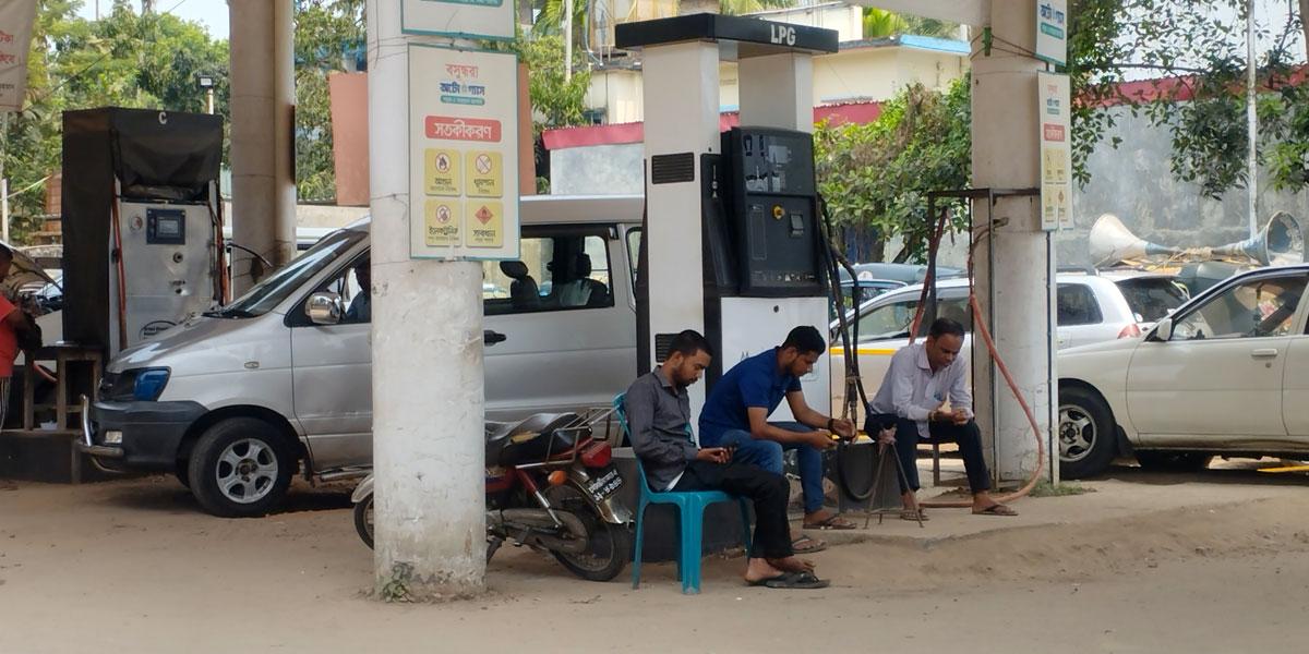 প্রধান উপদেষ্টা পদত্যাগ করবেন না: ফাইজ তাইয়েব আহমেদ