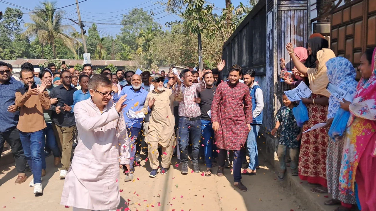 প্রধান উপদেষ্টা পদত্যাগ করবেন না: ফাইজ তাইয়েব আহমেদ