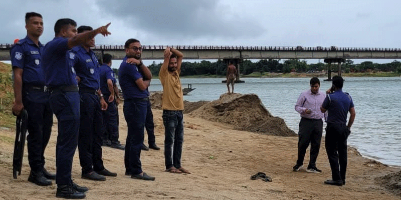 প্রধান উপদেষ্টা পদত্যাগ করবেন না: ফাইজ তাইয়েব আহমেদ