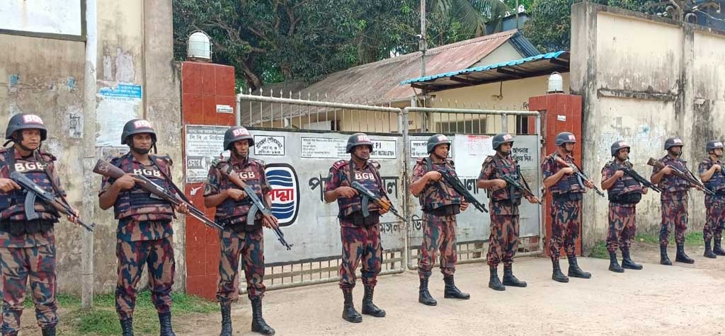 প্রধান উপদেষ্টা পদত্যাগ করবেন না: ফাইজ তাইয়েব আহমেদ