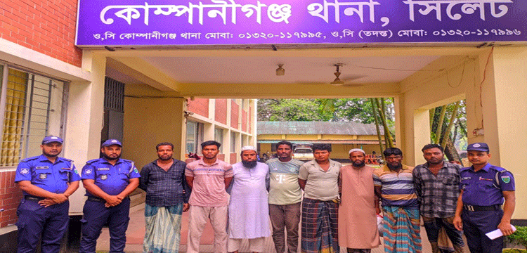 প্রধান উপদেষ্টা পদত্যাগ করবেন না: ফাইজ তাইয়েব আহমেদ