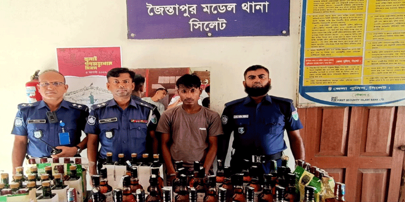 প্রধান উপদেষ্টা পদত্যাগ করবেন না: ফাইজ তাইয়েব আহমেদ
