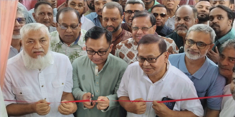 প্রধান উপদেষ্টা পদত্যাগ করবেন না: ফাইজ তাইয়েব আহমেদ