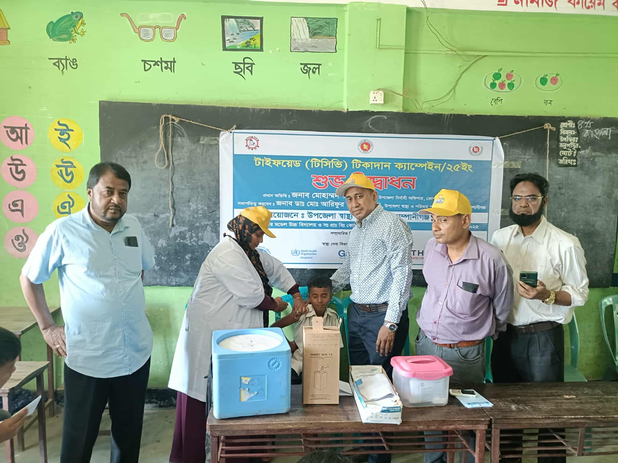 প্রধান উপদেষ্টা পদত্যাগ করবেন না: ফাইজ তাইয়েব আহমেদ