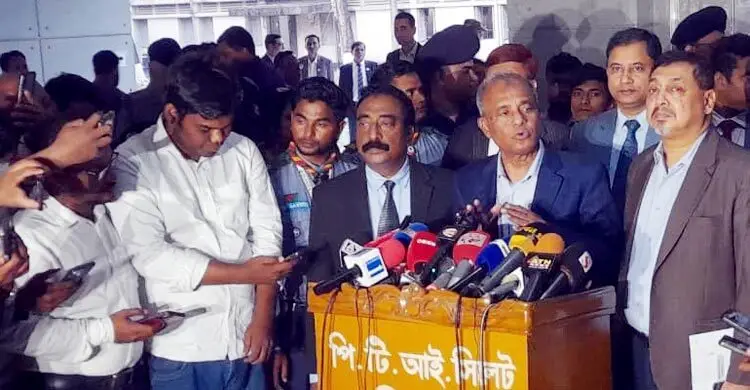 প্রধান উপদেষ্টা পদত্যাগ করবেন না: ফাইজ তাইয়েব আহমেদ