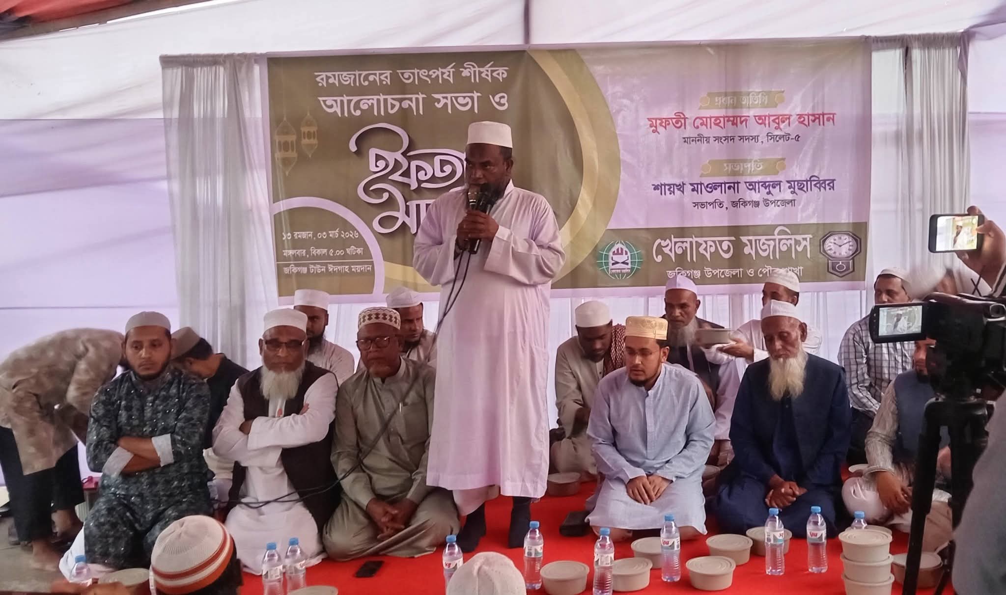 প্রধান উপদেষ্টা পদত্যাগ করবেন না: ফাইজ তাইয়েব আহমেদ