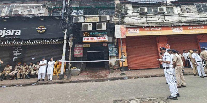 প্রধান উপদেষ্টা পদত্যাগ করবেন না: ফাইজ তাইয়েব আহমেদ