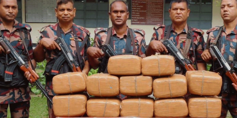 প্রধান উপদেষ্টা পদত্যাগ করবেন না: ফাইজ তাইয়েব আহমেদ