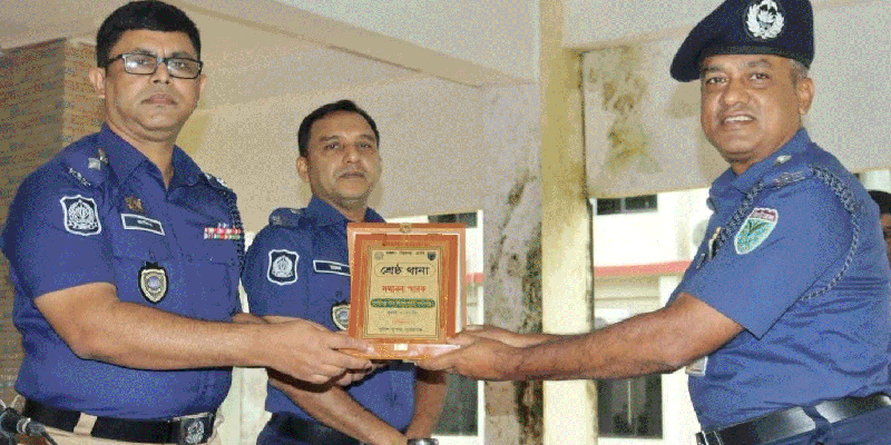 প্রধান উপদেষ্টা পদত্যাগ করবেন না: ফাইজ তাইয়েব আহমেদ