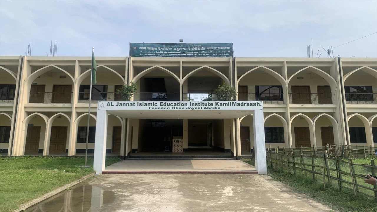 প্রধান উপদেষ্টা পদত্যাগ করবেন না: ফাইজ তাইয়েব আহমেদ