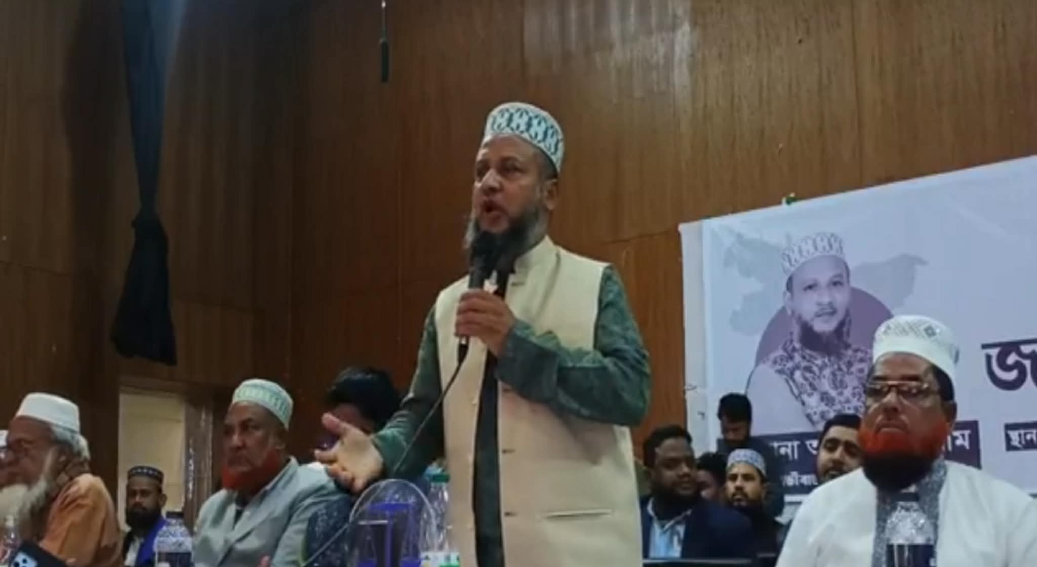 প্রধান উপদেষ্টা পদত্যাগ করবেন না: ফাইজ তাইয়েব আহমেদ