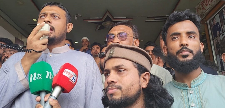 প্রধান উপদেষ্টা পদত্যাগ করবেন না: ফাইজ তাইয়েব আহমেদ