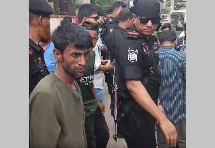 প্রধান উপদেষ্টা পদত্যাগ করবেন না: ফাইজ তাইয়েব আহমেদ