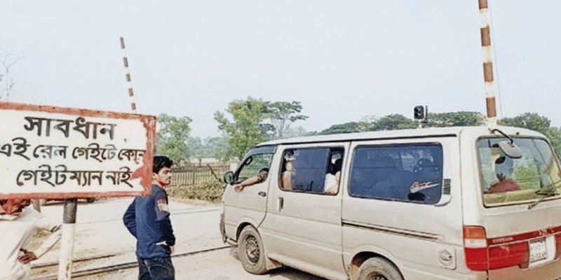 প্রধান উপদেষ্টা পদত্যাগ করবেন না: ফাইজ তাইয়েব আহমেদ