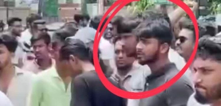 প্রধান উপদেষ্টা পদত্যাগ করবেন না: ফাইজ তাইয়েব আহমেদ